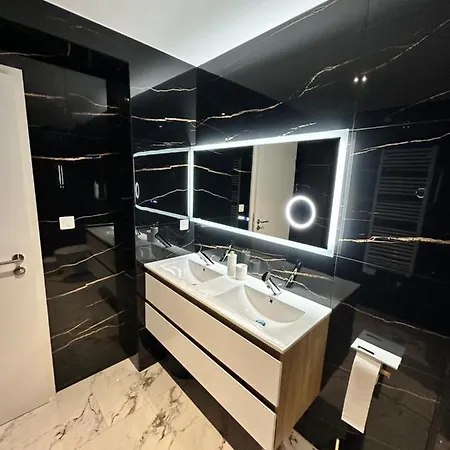Cosy Jacuzzi 70m2 *