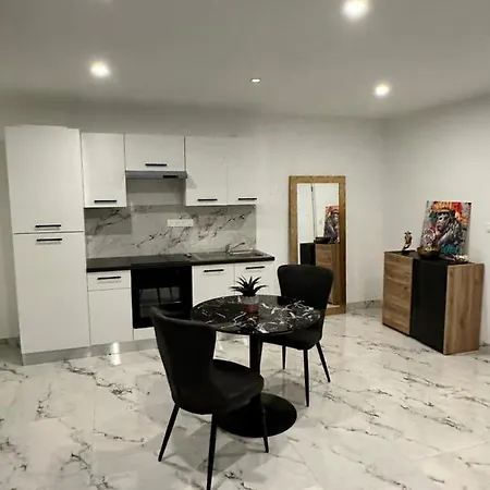 Cosy Jacuzzi 70m2 Daire *